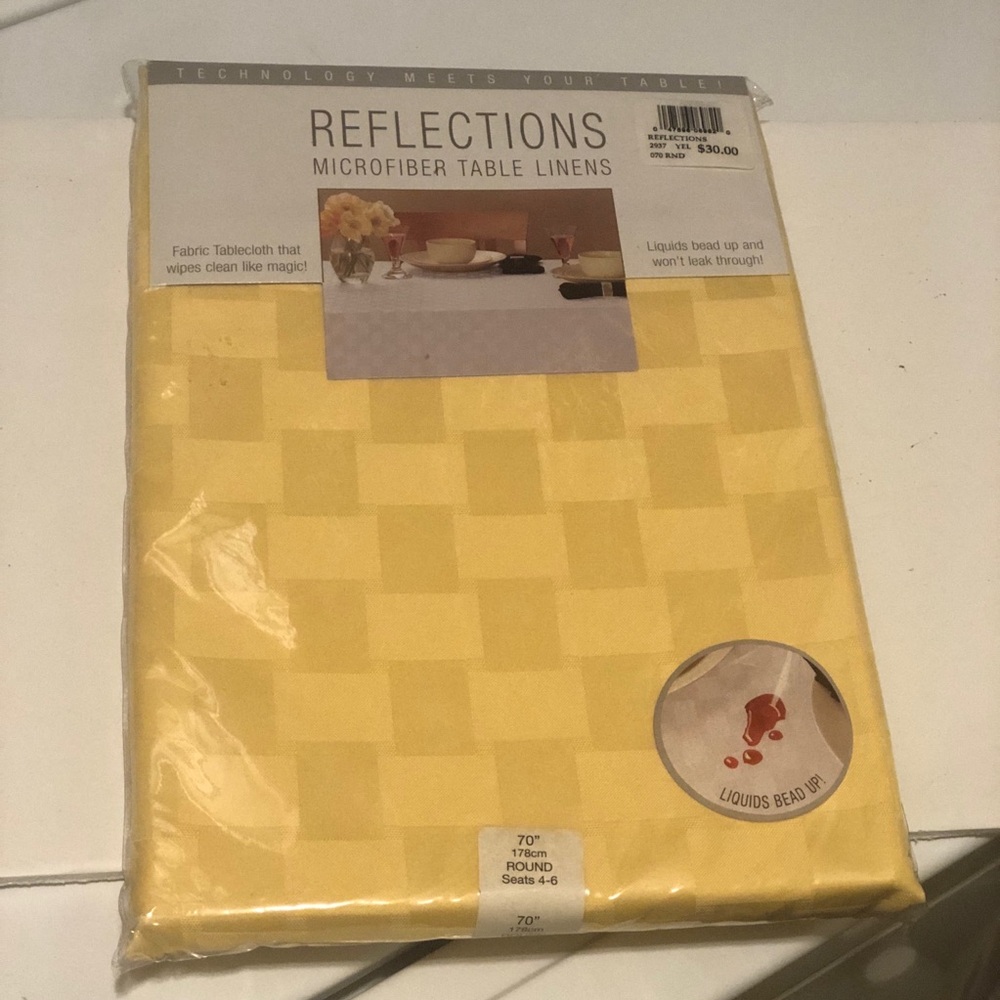 Reflections Microfiber Table Linens Yellow 70”Round Weave Checker Wipe Clean New
